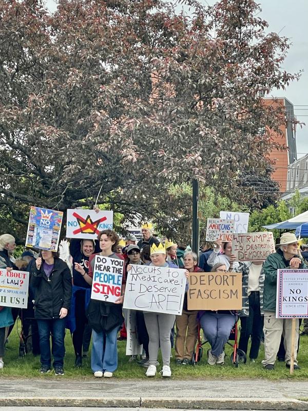 (Photo courtesy Elizabeth Davis) c