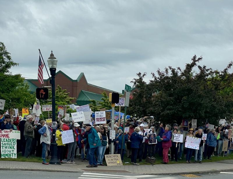 (Photo courtesy Elizabeth Davis) c
