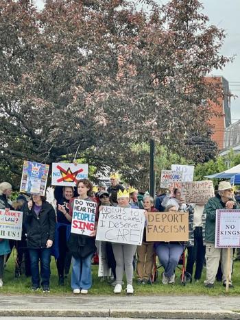 (Photo courtesy Elizabeth Davis) c